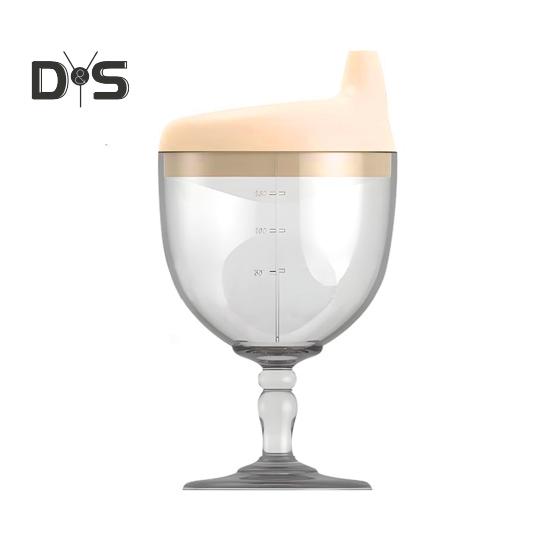 150 мл Детская винная кружка с удобной ручкой, силиконовой крышкой, бокалом для вина, кружкой для напитков, непроливающейся, обучающей кружкой с крышкой для выпуска воздуха, пластиковой кружкой для детского вина жёлтый